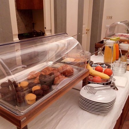Hotel Renaissance Firenze Kültér fotó